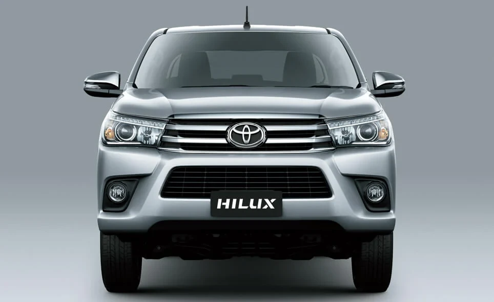 HILUX DELUXE 2.4L GD MT